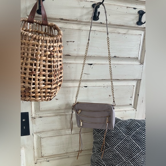 Lilac Rebecca Minkoff crossbody - Picture 10 of 10